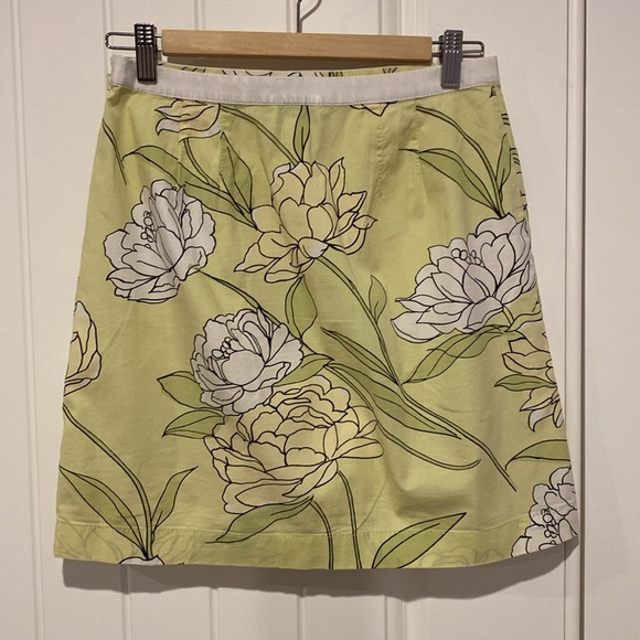 Ann Taylor Loft floral skirt - Picture 3 of 5